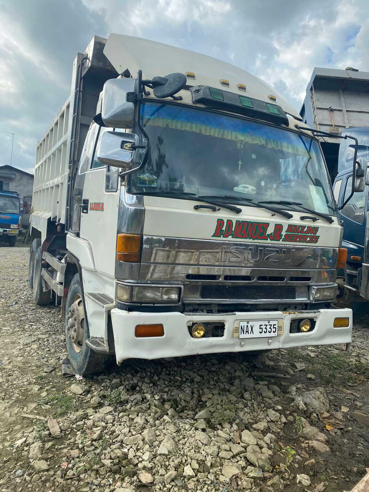 Dump Truck Image